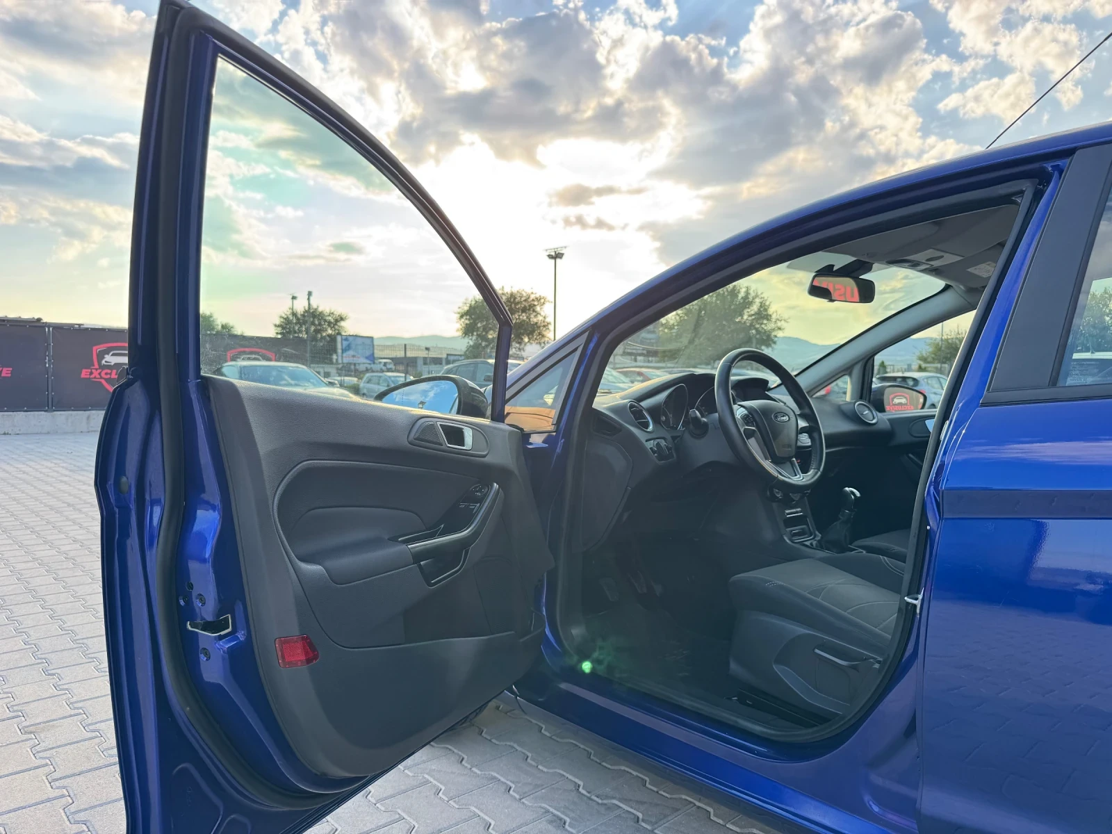 Ford Fiesta 1.5TDCI SPORT NAVI EURO-6 - изображение 9