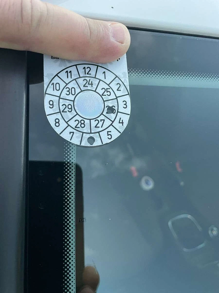 VW Golf 1.6 TDI | Mobile.bg   14