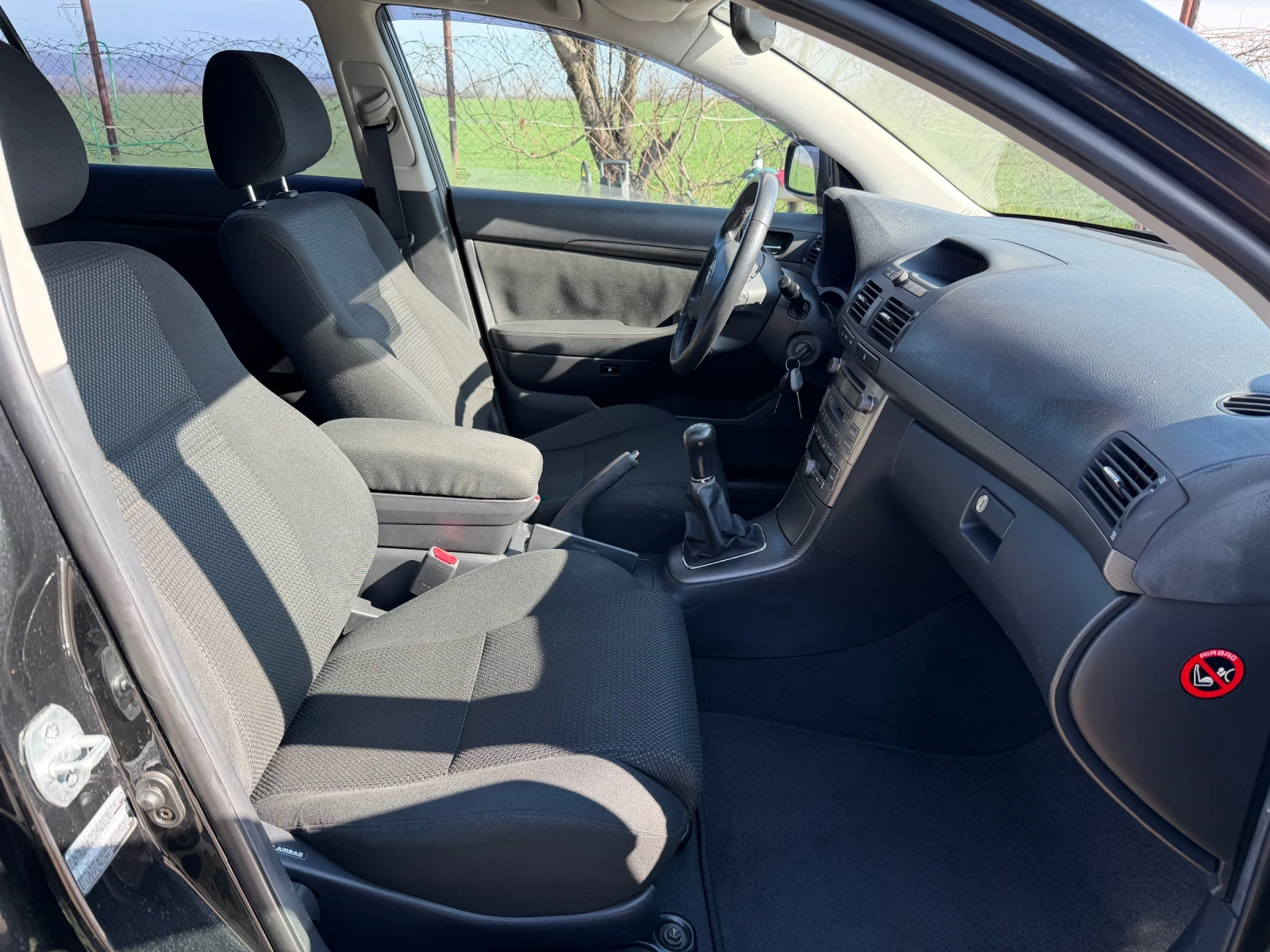 Toyota Avensis 1.8 - изображение 10