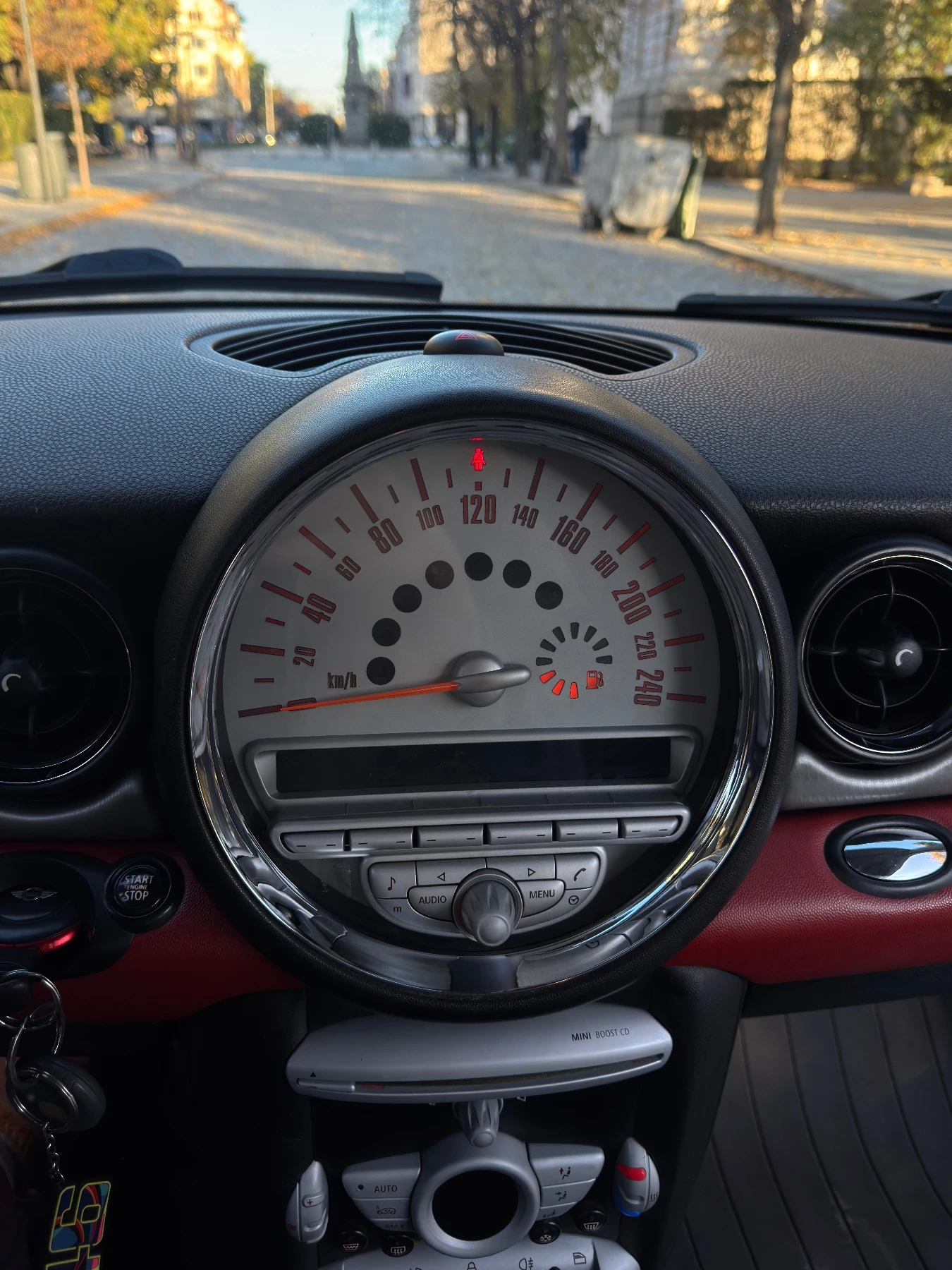 Mini Cooper D, снимка 9 - Автомобили и джипове - 54000819