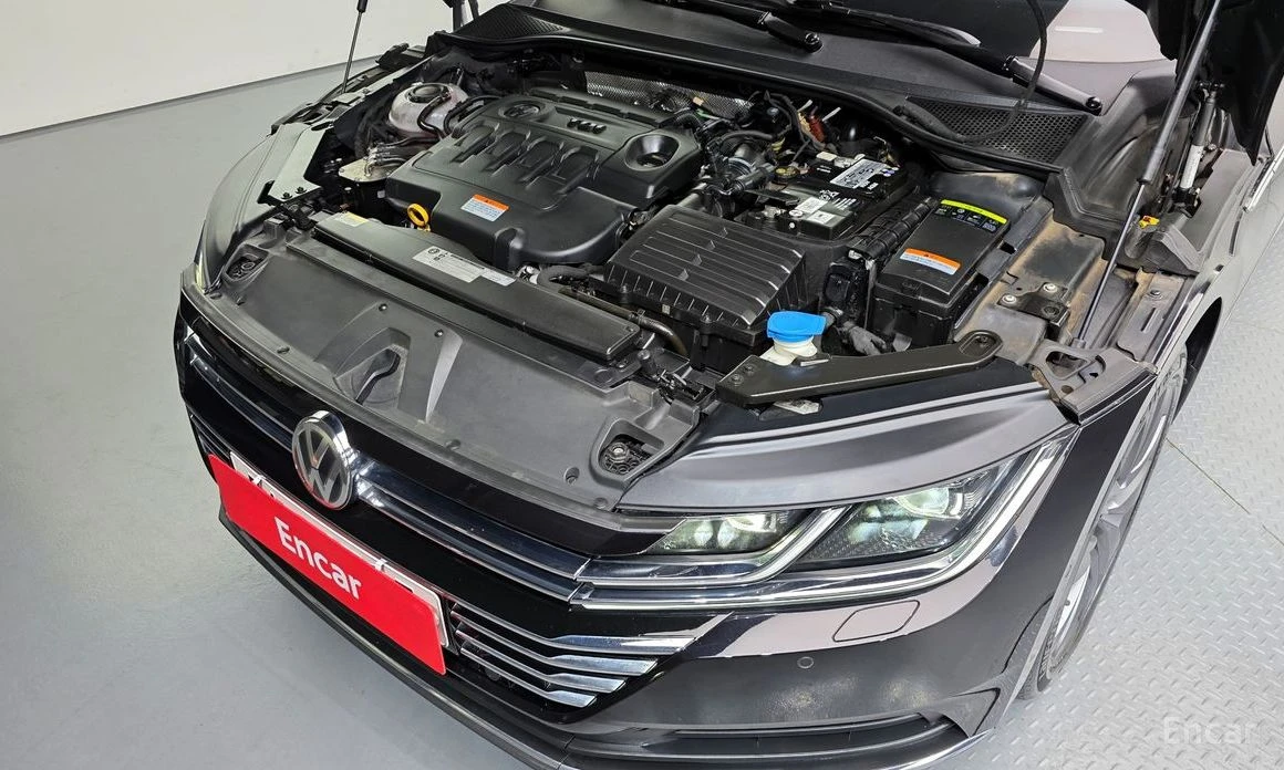 VW Arteon * PREMIUM* 2.0TDI* AMBIENT* КАМЕРИ* 360* ПОДГРЕВ* , снимка 14 - Автомобили и джипове - 54220088