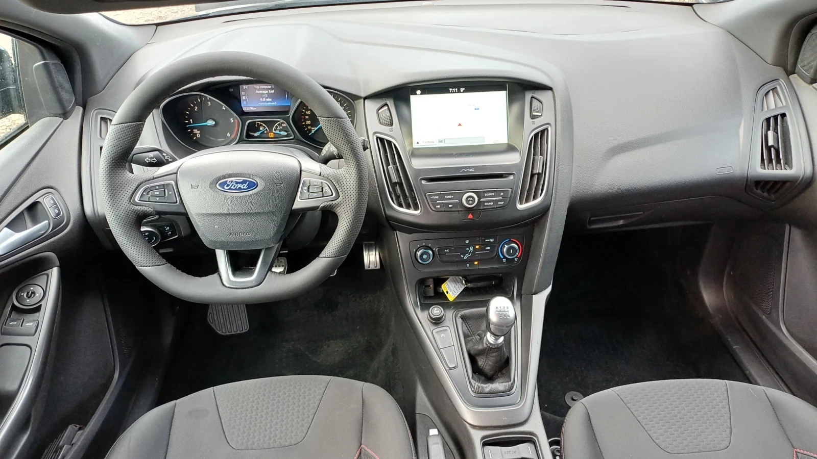 Ford Focus ST-LINE EURO 6, снимка 9 - Автомобили и джипове - 54371295