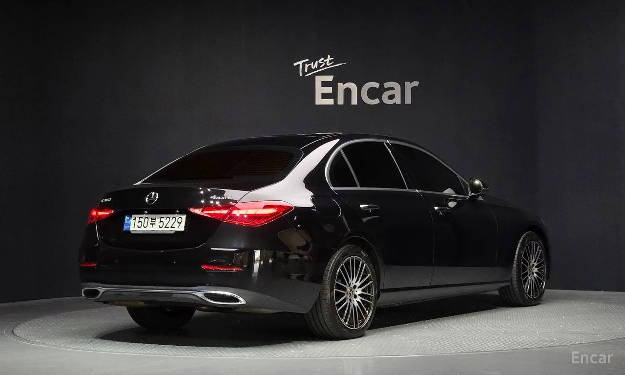 Mercedes-Benz C 200 * 4MATIC* AVANTGARDE* КОЖА* ПОДГРЕВ* ОБДУХВАНЕ* ШИ, снимка 2 - Автомобили и джипове - 54446277