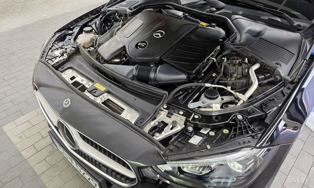 Mercedes-Benz C 200 * 4MATIC* AVANTGARDE* КОЖА* ПОДГРЕВ* ОБДУХВАНЕ* ШИ, снимка 5 - Автомобили и джипове - 54446277