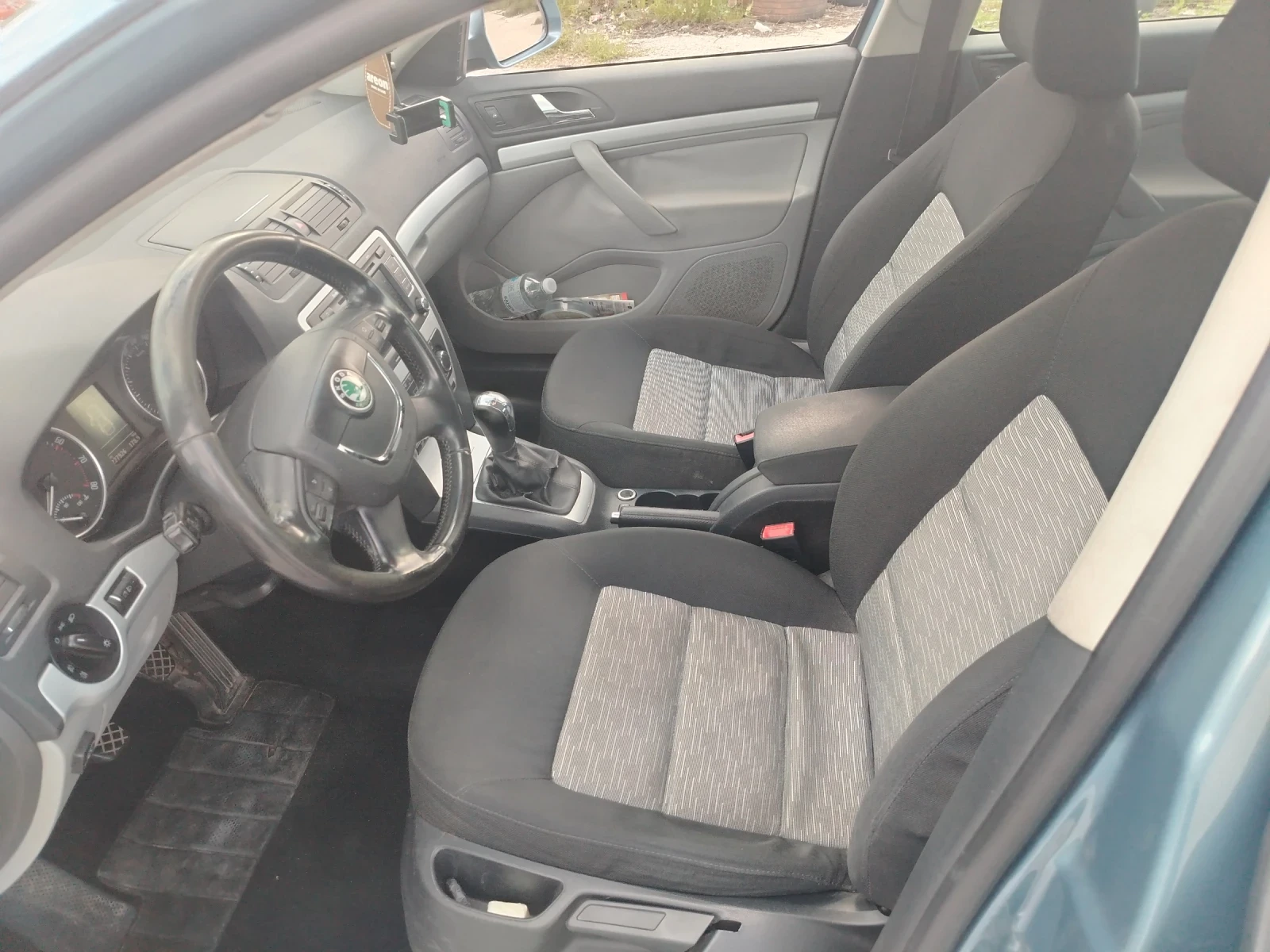 Skoda Octavia, снимка 9 - Автомобили и джипове - 54477207