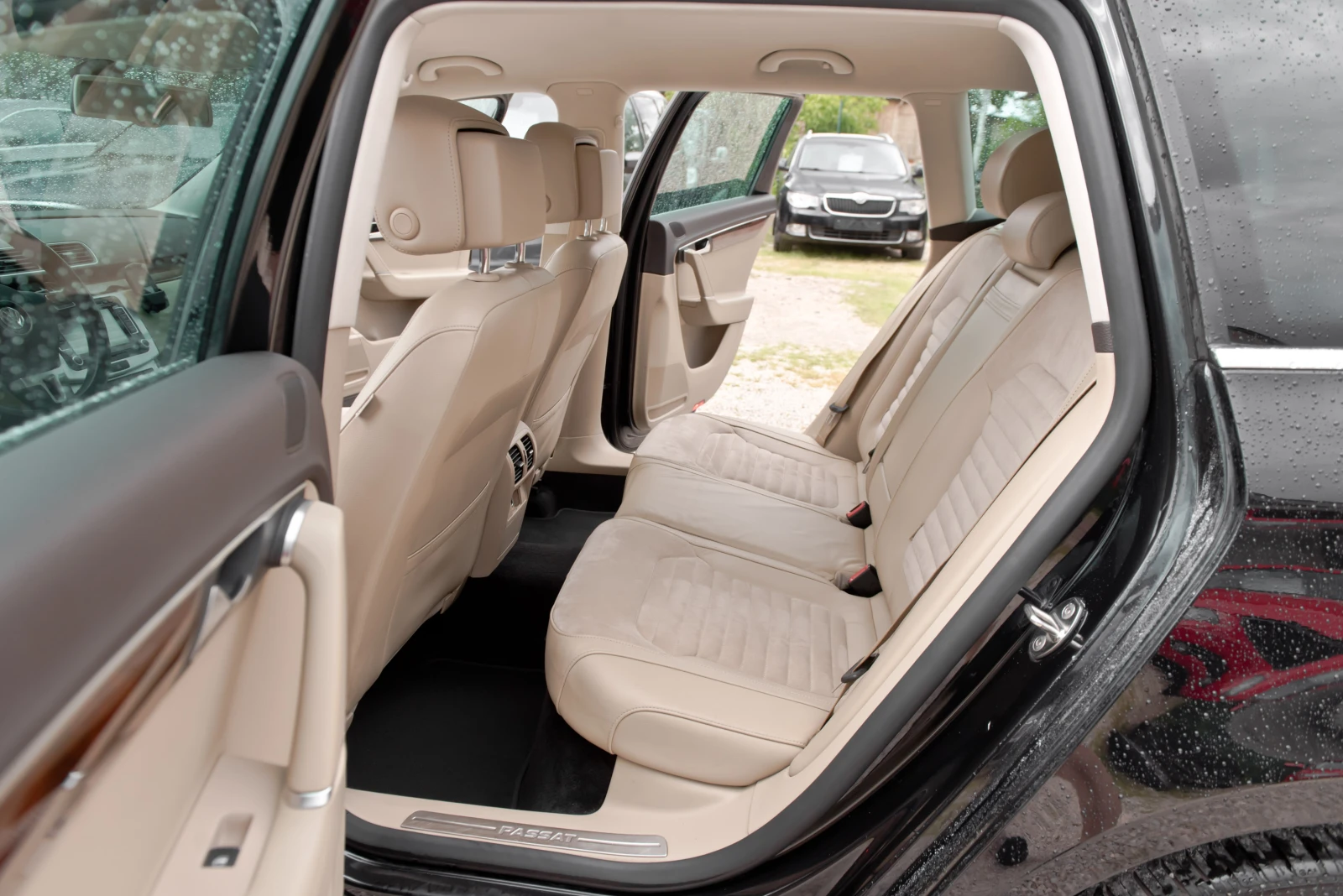 VW Passat 2.0tdi 170ks Automat , снимка 12 - Автомобили и джипове - 54612625
