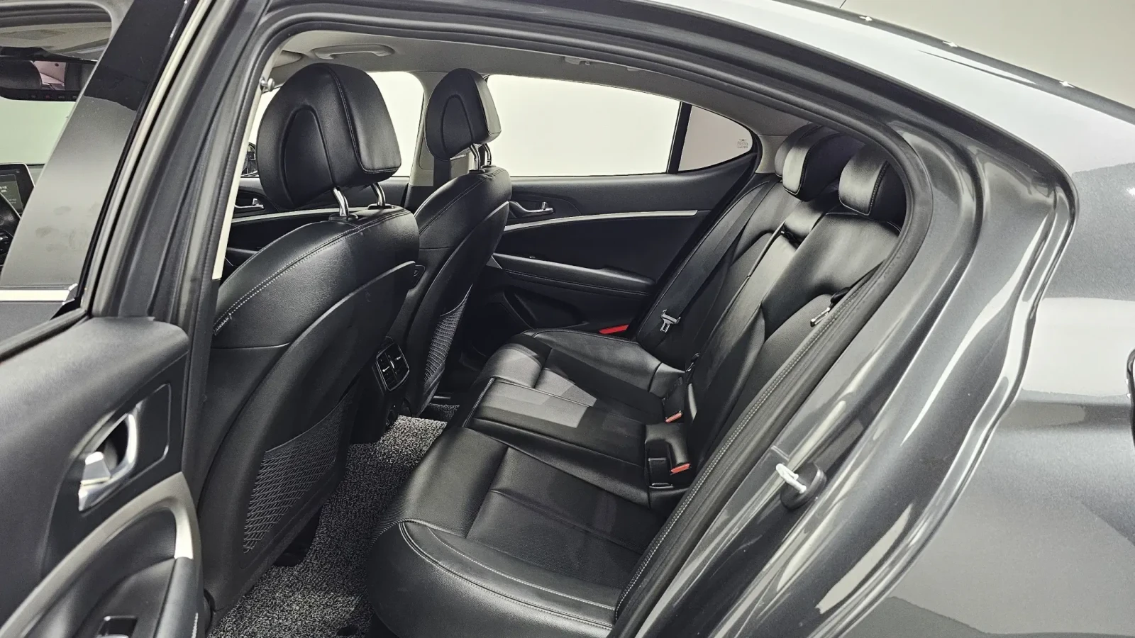 Genesis G70 2.2D | Mobile.bg � ����������� 11