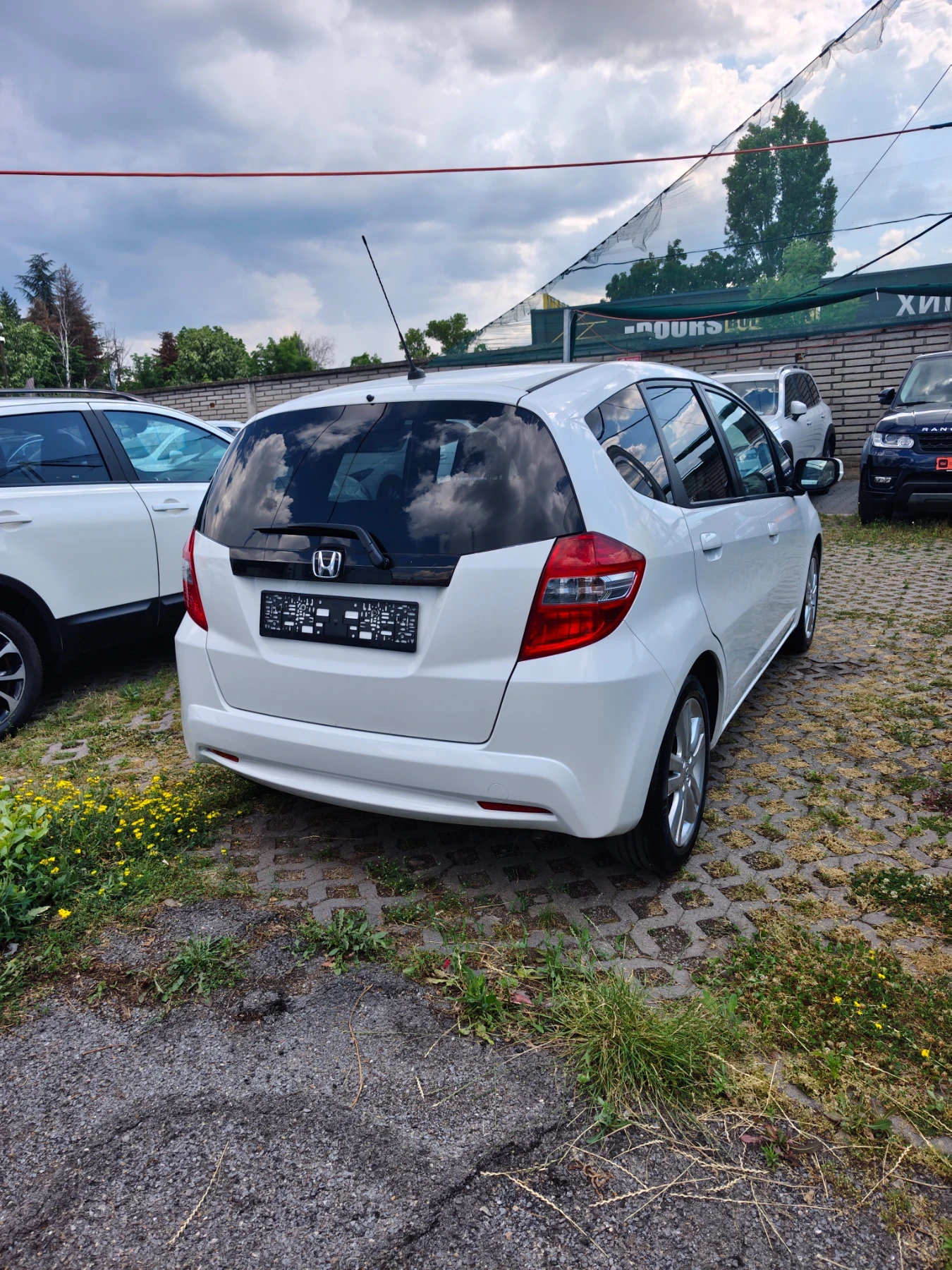 Honda Jazz 1.4 автоматик . Панорама . фейслифт., снимка 3 - Автомобили и джипове - 55061531