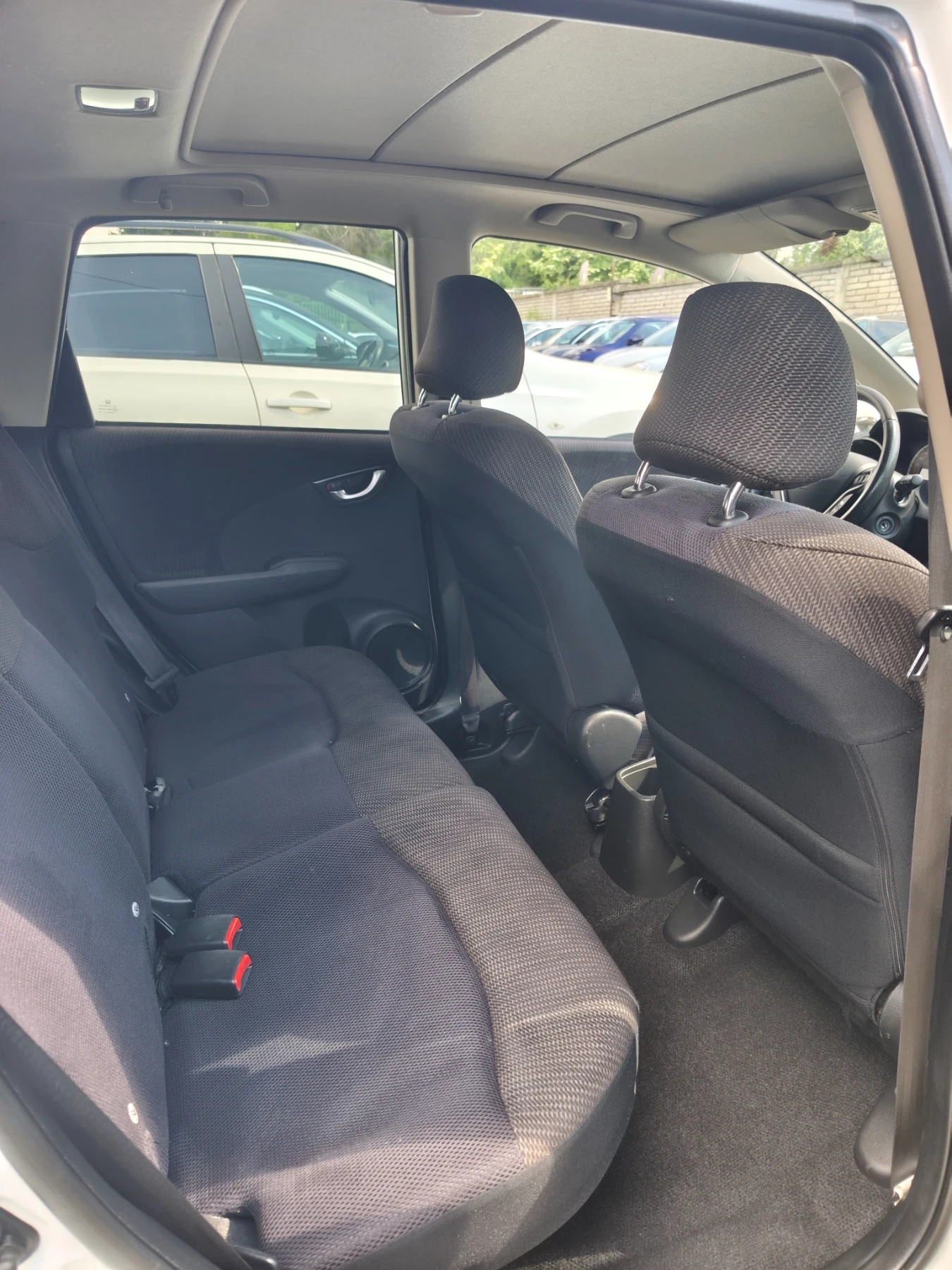 Honda Jazz 1.4 автоматик . Панорама . фейслифт., снимка 11 - Автомобили и джипове - 55061531