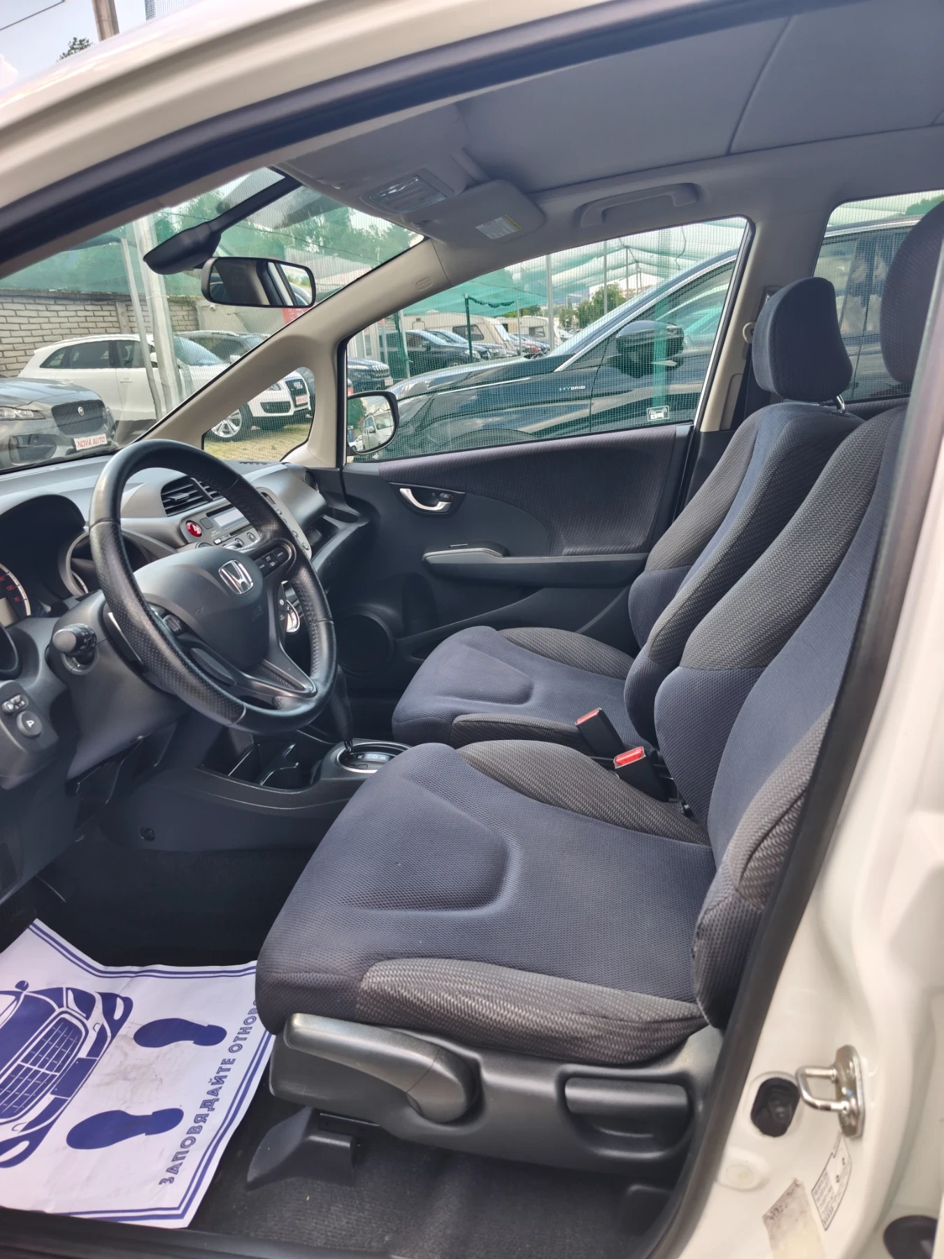 Honda Jazz 1.4 автоматик . Панорама . фейслифт., снимка 7 - Автомобили и джипове - 55061531