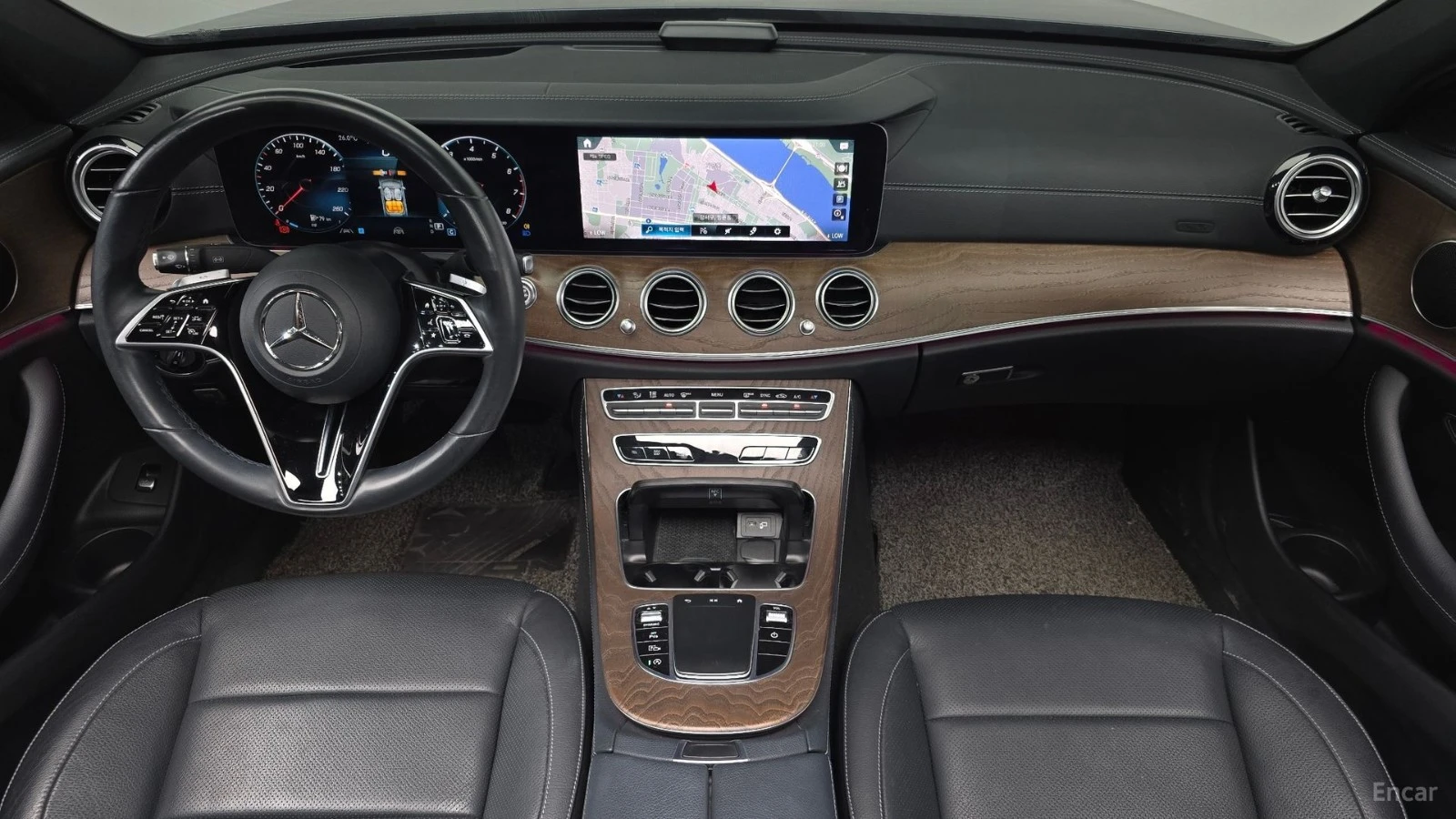 Mercedes-Benz E 250 EXCLUSIVE* КОЖА* НАВИ* ОБДУХВ* ПАНО, снимка 5 - Автомобили и джипове - 55466630