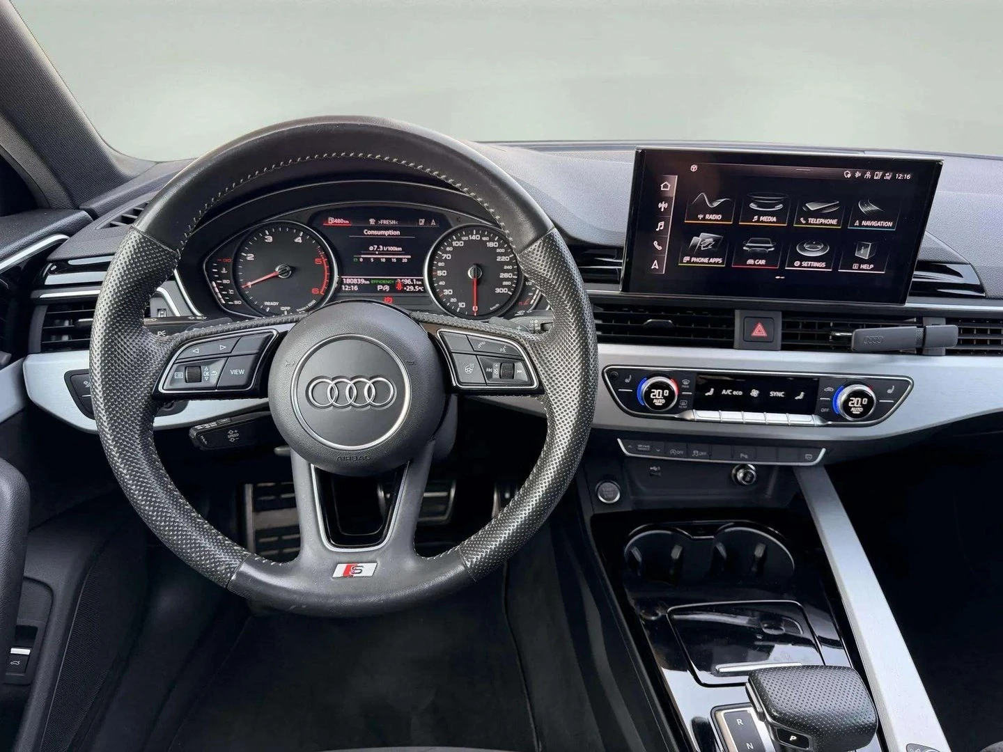 Audi A4, снимка 10 - Автомобили и джипове - 55985155