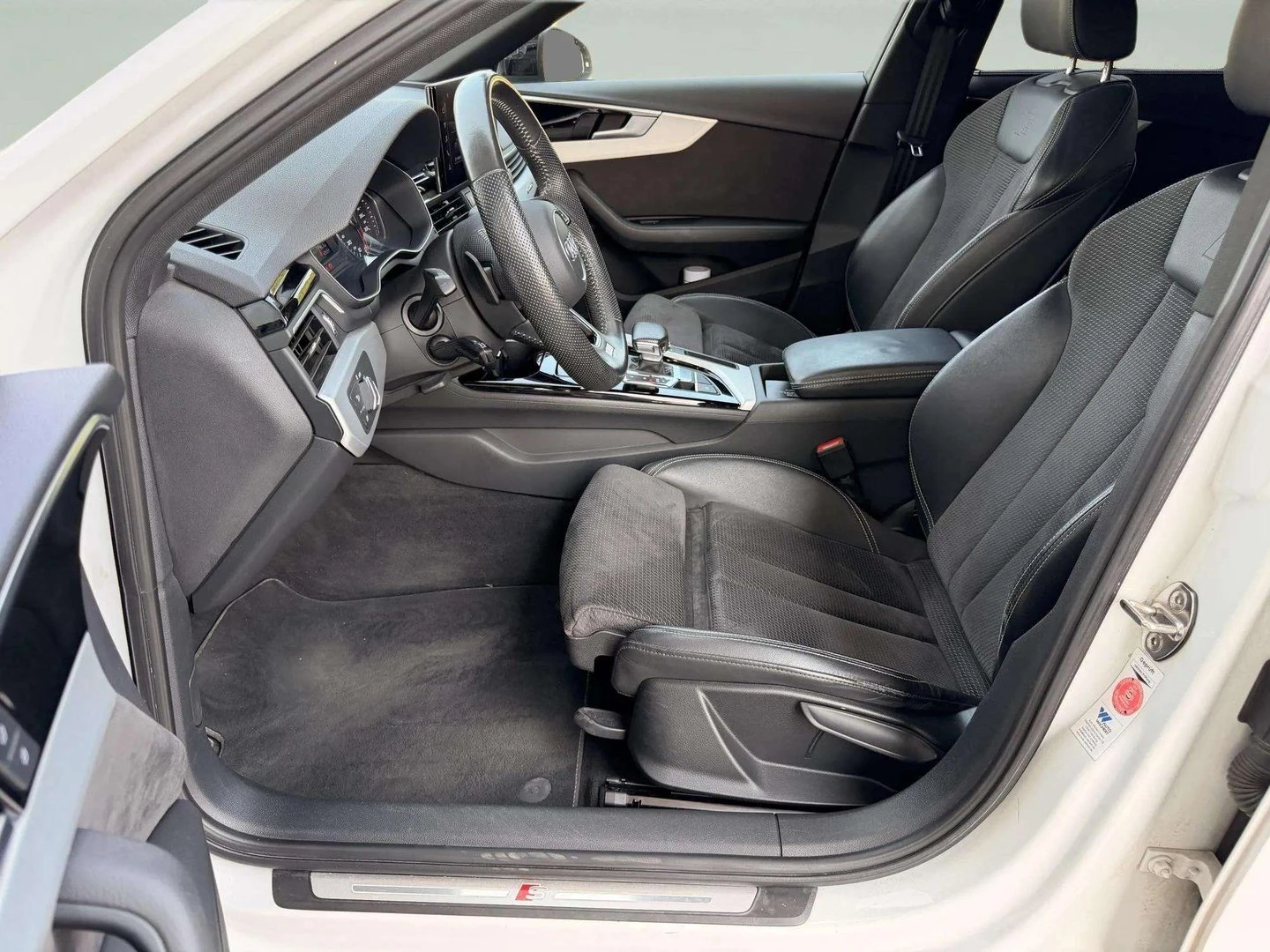 Audi A4, снимка 6 - Автомобили и джипове - 55985155