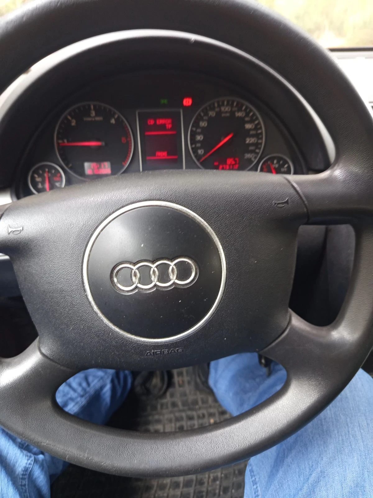 Audi A4, снимка 5 - Автомобили и джипове - 56567638