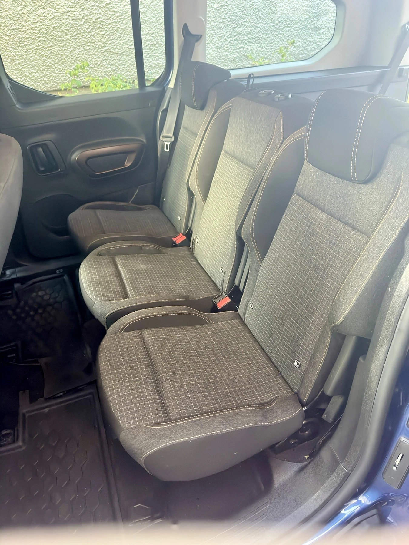 Peugeot Rifter GT Long   7 ����� | N1 � ������� ������ | Mobile.bg � ����������� 13
