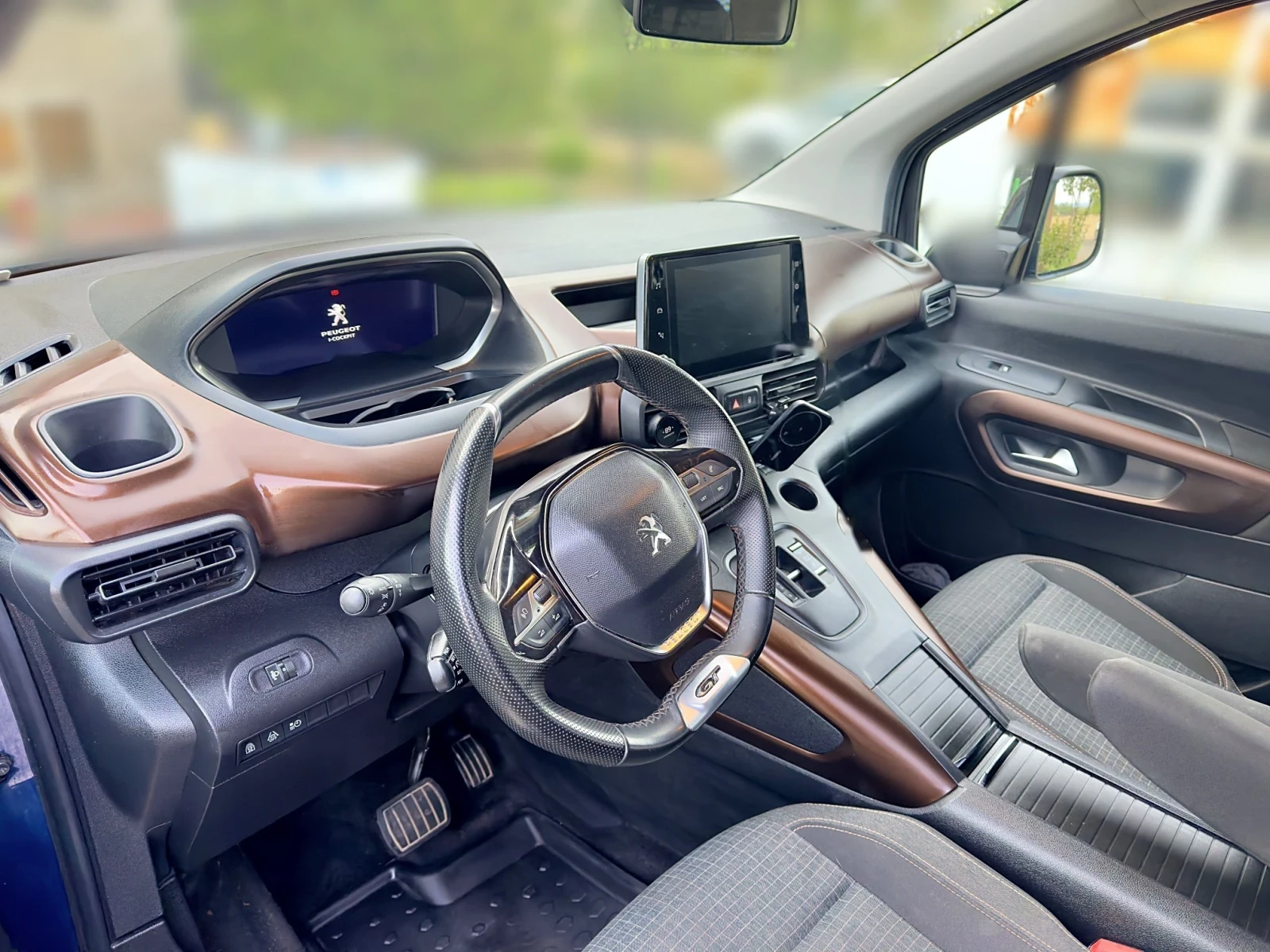 Peugeot Rifter GT Long   7 ����� | N1 � ������� ������ | Mobile.bg � ����������� 10
