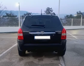 Hyundai Tucson 4x4_CRDİ/116кс_Климатроник_Първи собственик ! - 3900 € / 7627.74 лв. - 94803444 6