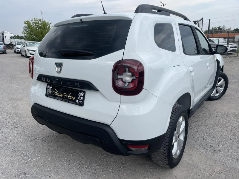 Dacia Duster 1.5 DCI 110 * 4 X 4 * LED * EURO 6 * , снимка 4 - Автомобили и джипове - 47499432