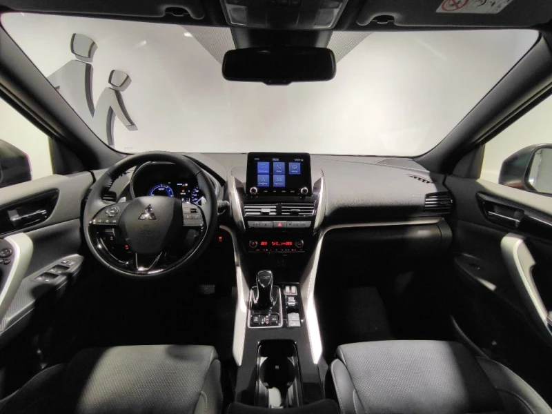 Mitsubishi Eclipse Cross PLUG-IN HYBRID/188HP/4X4/LED/CAM/CARPLAY/NAVI/405b, снимка 10 - Автомобили и джипове - 47863276