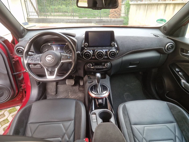 Nissan Juke, снимка 8 - Автомобили и джипове - 48902028