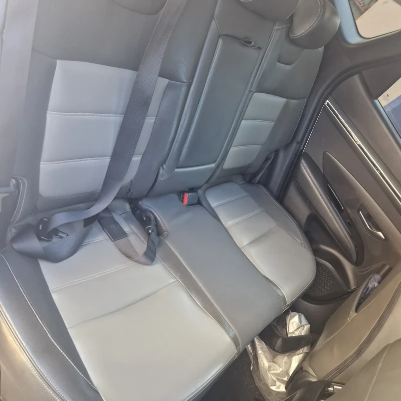 Hyundai Tucson, снимка 9 - Автомобили и джипове - 52517638