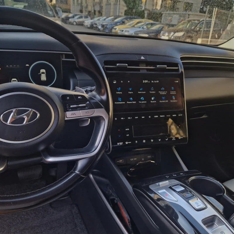 Hyundai Tucson, снимка 5 - Автомобили и джипове - 52517638