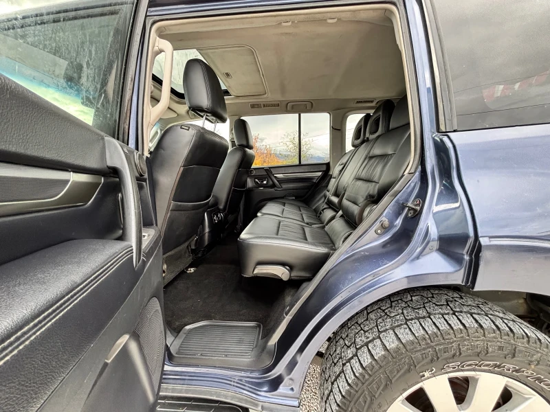Mitsubishi Pajero 3.2DID/КОМАН РЕАЛ/ВНОС БЕЛГИЯ/ПЕРФЕКТЕН, снимка 8 - Автомобили и джипове - 52596325