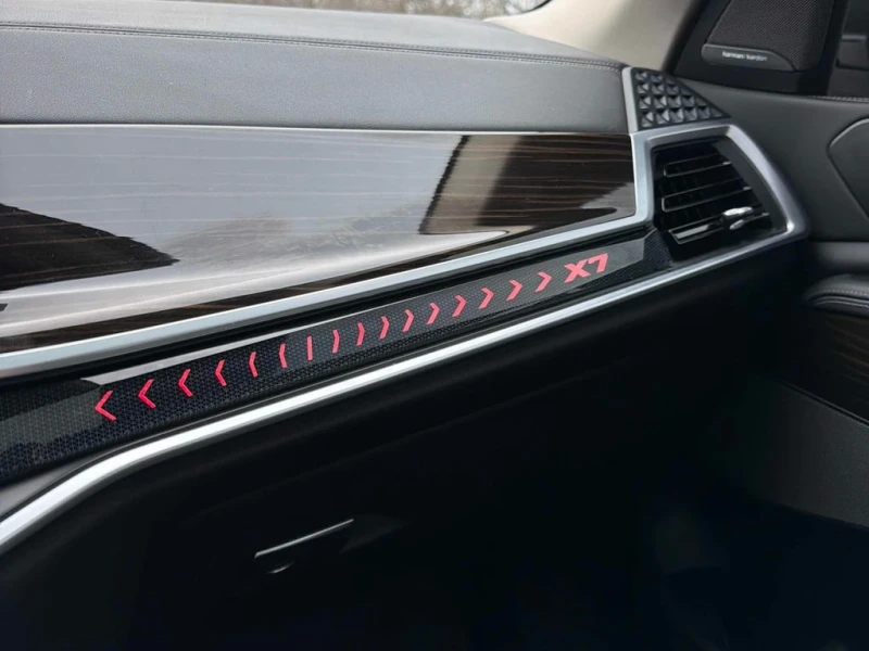 BMW X7 * xDrive40i * CARFAX * БЕЗ ПЪРВОНАЧАЛНА ВНОСКА, снимка 16 - Автомобили и джипове - 52862088