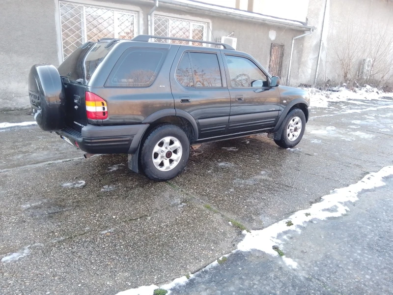 Opel Frontera 2.2 16V, снимка 2 - Автомобили и джипове - 52957527