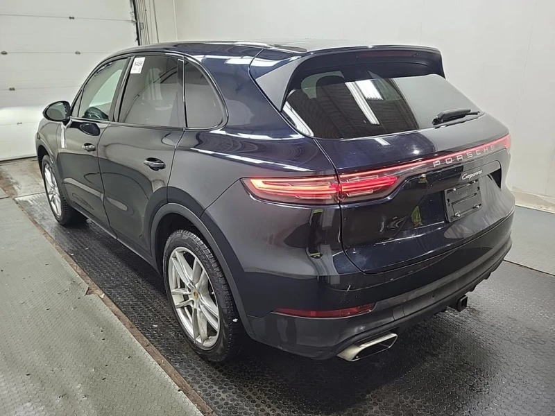 Porsche Cayenne * AWD * CARFAX * ОБДУХВАНЕ* DISTRONIC* , снимка 4 - Автомобили и джипове - 53330841