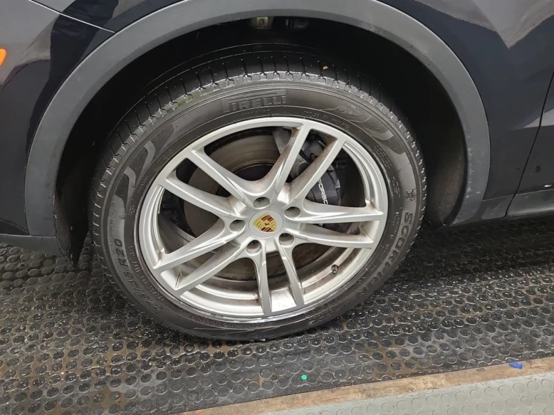 Porsche Cayenne * AWD * CARFAX * ОБДУХВАНЕ* DISTRONIC* , снимка 17 - Автомобили и джипове - 53330841