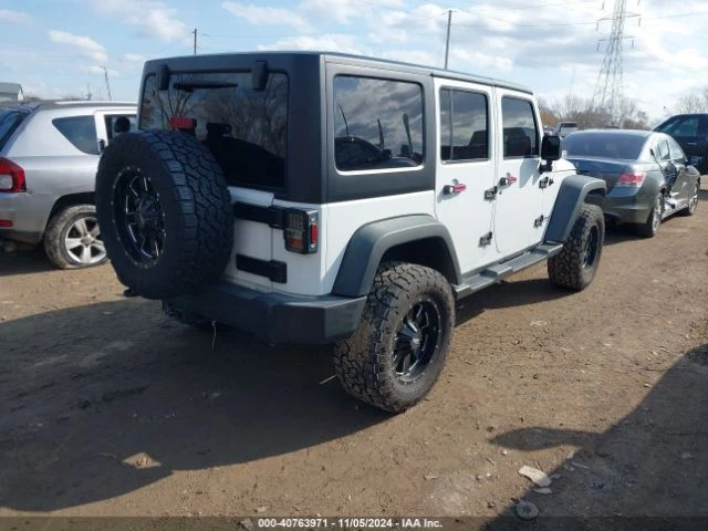 Jeep Wrangler, снимка 4 - Автомобили и джипове - 48112844