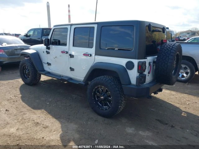 Jeep Wrangler, снимка 3 - Автомобили и джипове - 48112844