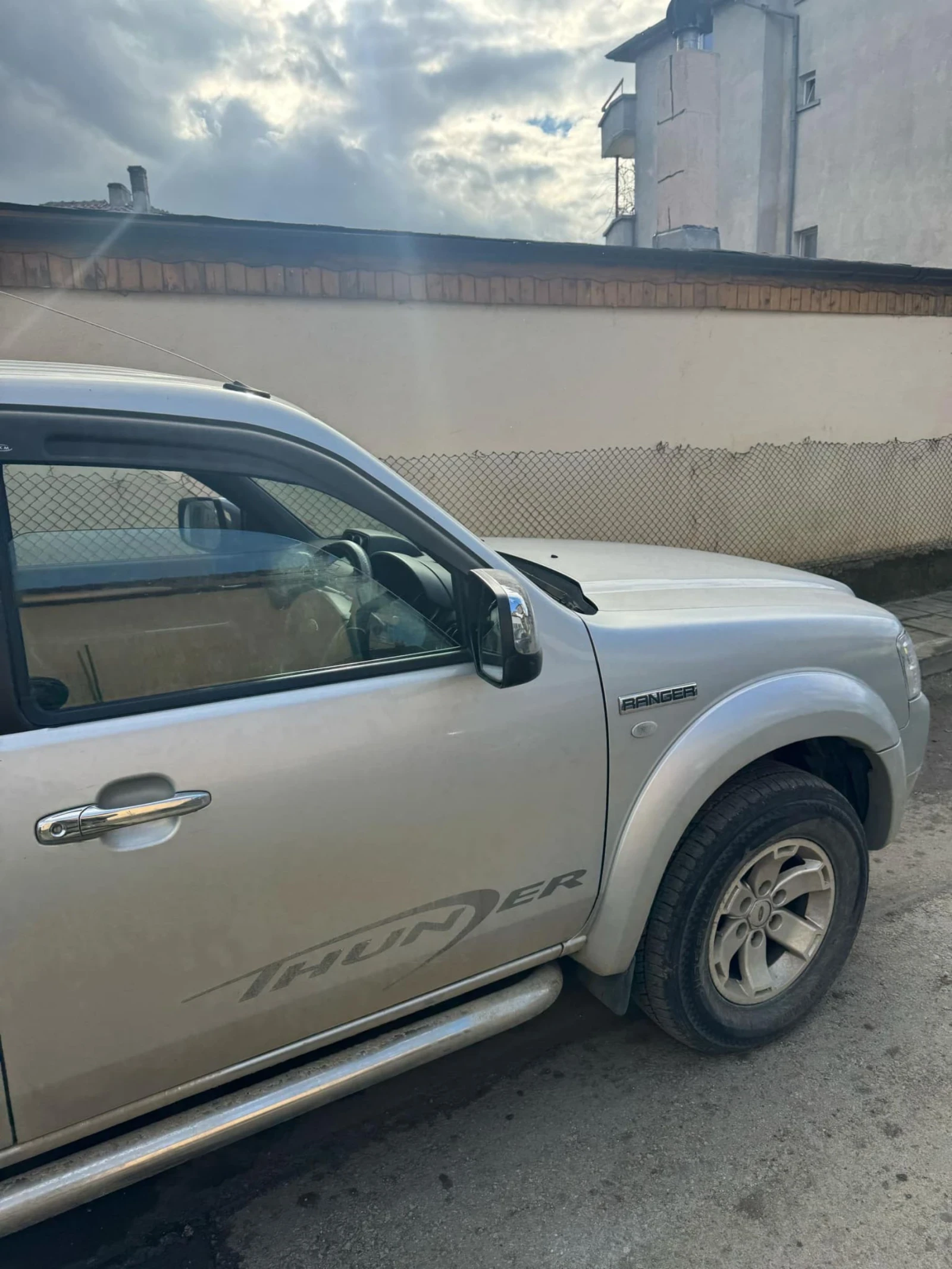 Ford Ranger Thunder  - изображение 10