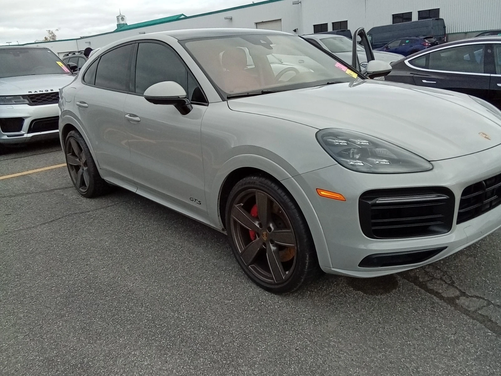 Porsche Cayenne GTS * * CARFAX * * АВТО КРЕДИТ * *  - изображение 2
