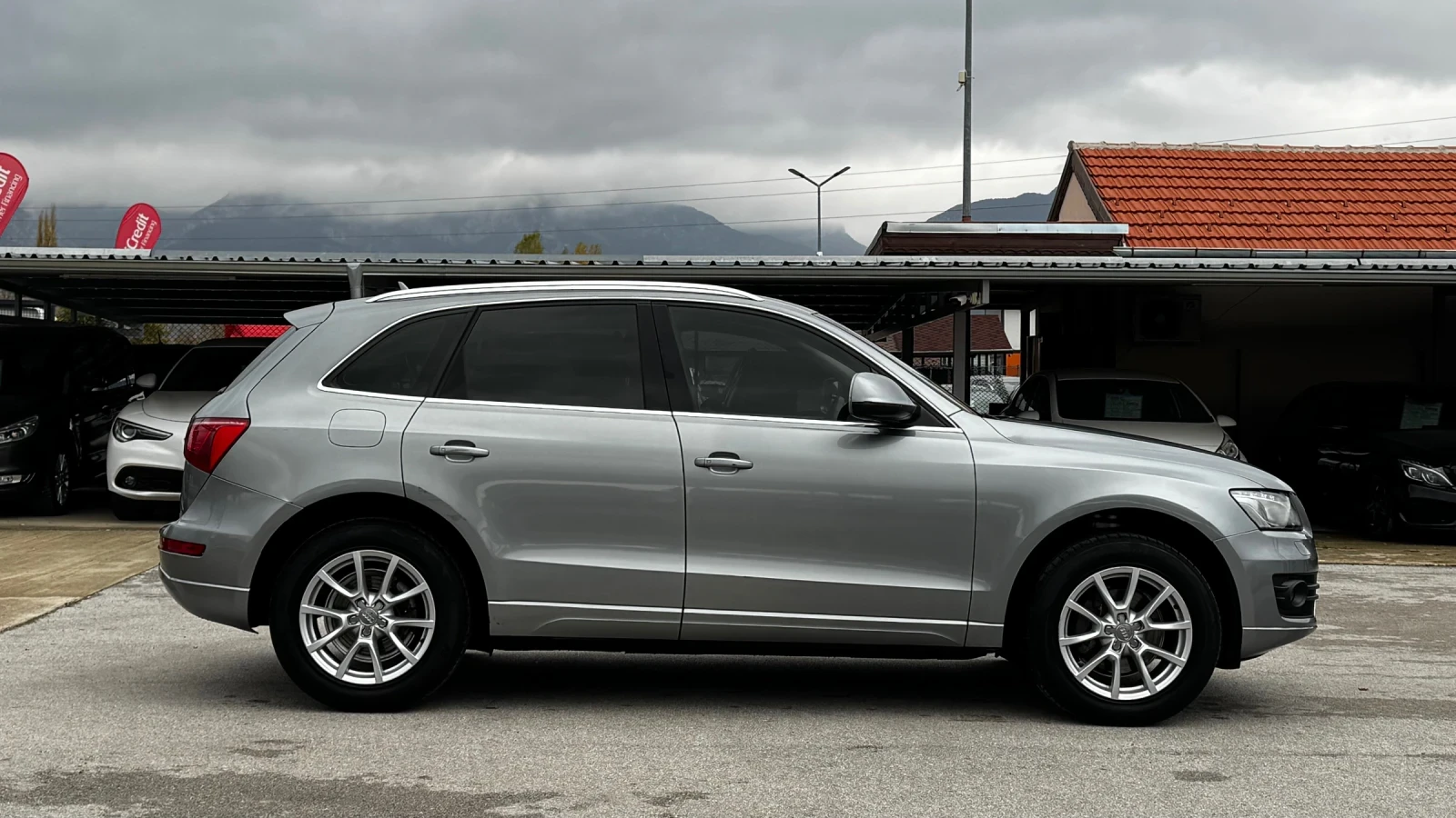 Audi Q5 2.0TDI QUATTRO ИТАЛИЯ АВТОМАТ - изображение 4