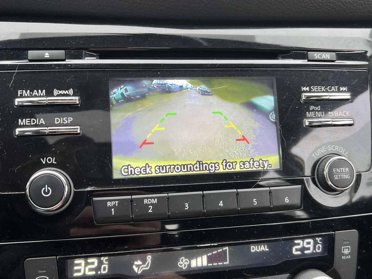 Nissan Qashqai CARFAX* *   *  | Mobile.bg   10