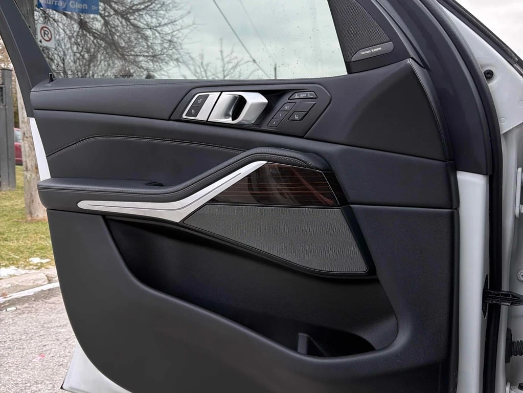 BMW X7 * xDrive40i * CARFAX * ��� ������������ ������ | Mobile.bg � ����������� 17