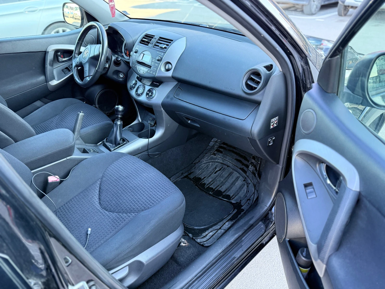 Toyota Rav4 2.2 D-CAT 4x4 | Mobile.bg � ����������� 10