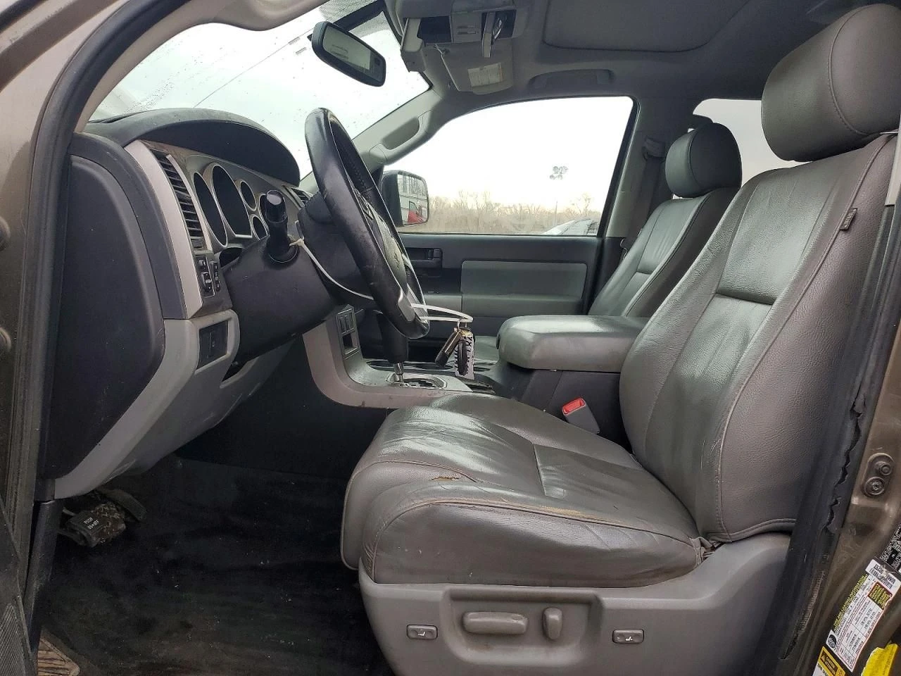 Toyota Sequoia, снимка 7 - Автомобили и джипове - 53768531