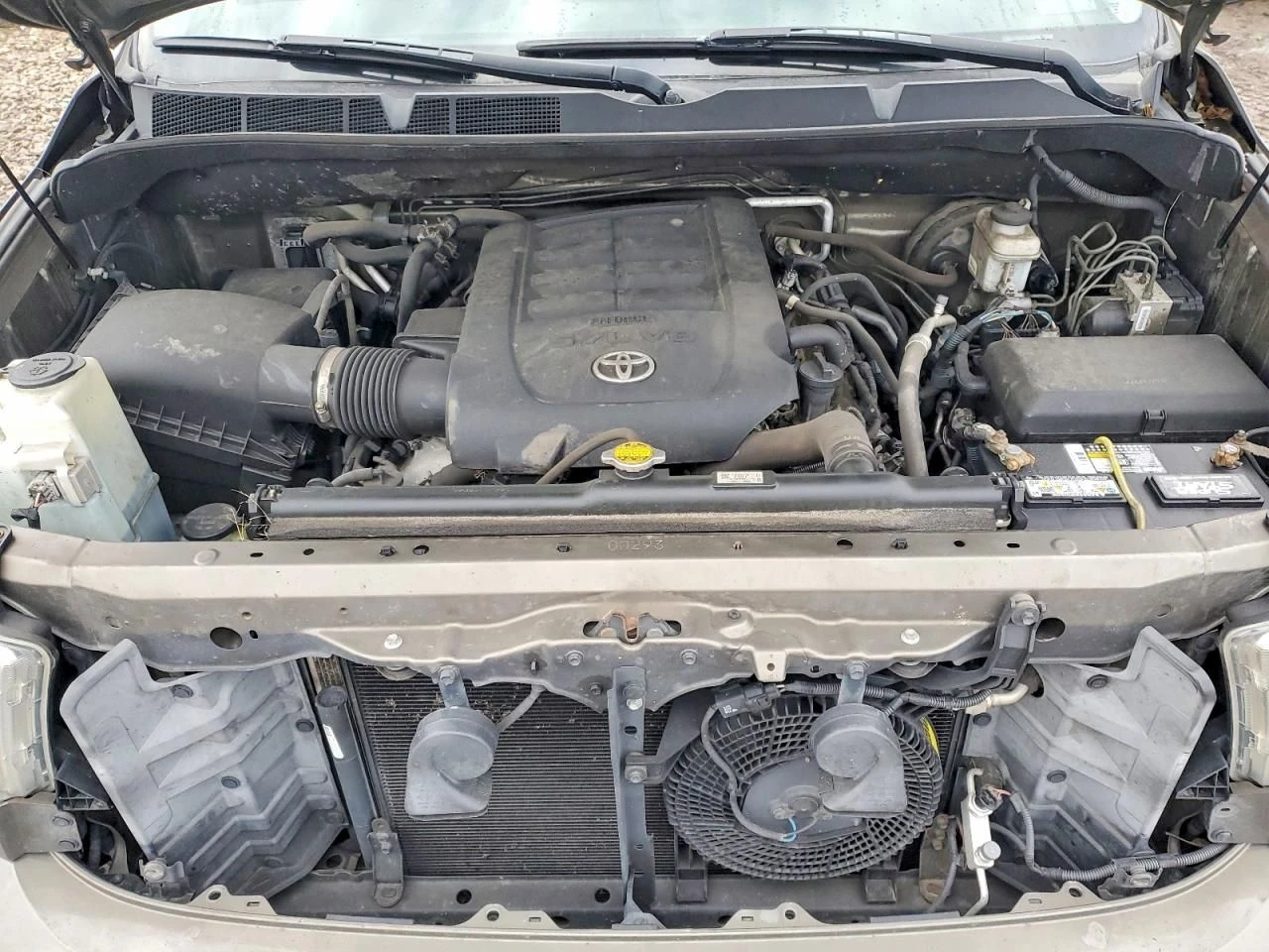 Toyota Sequoia, снимка 12 - Автомобили и джипове - 53768531