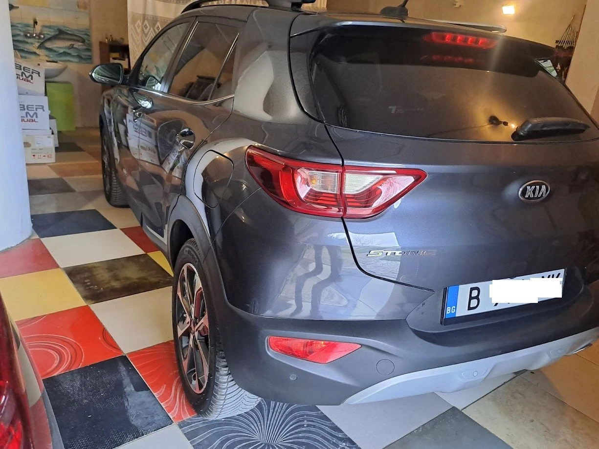 Kia Stonic Suf, снимка 4 - Автомобили и джипове - 54080671