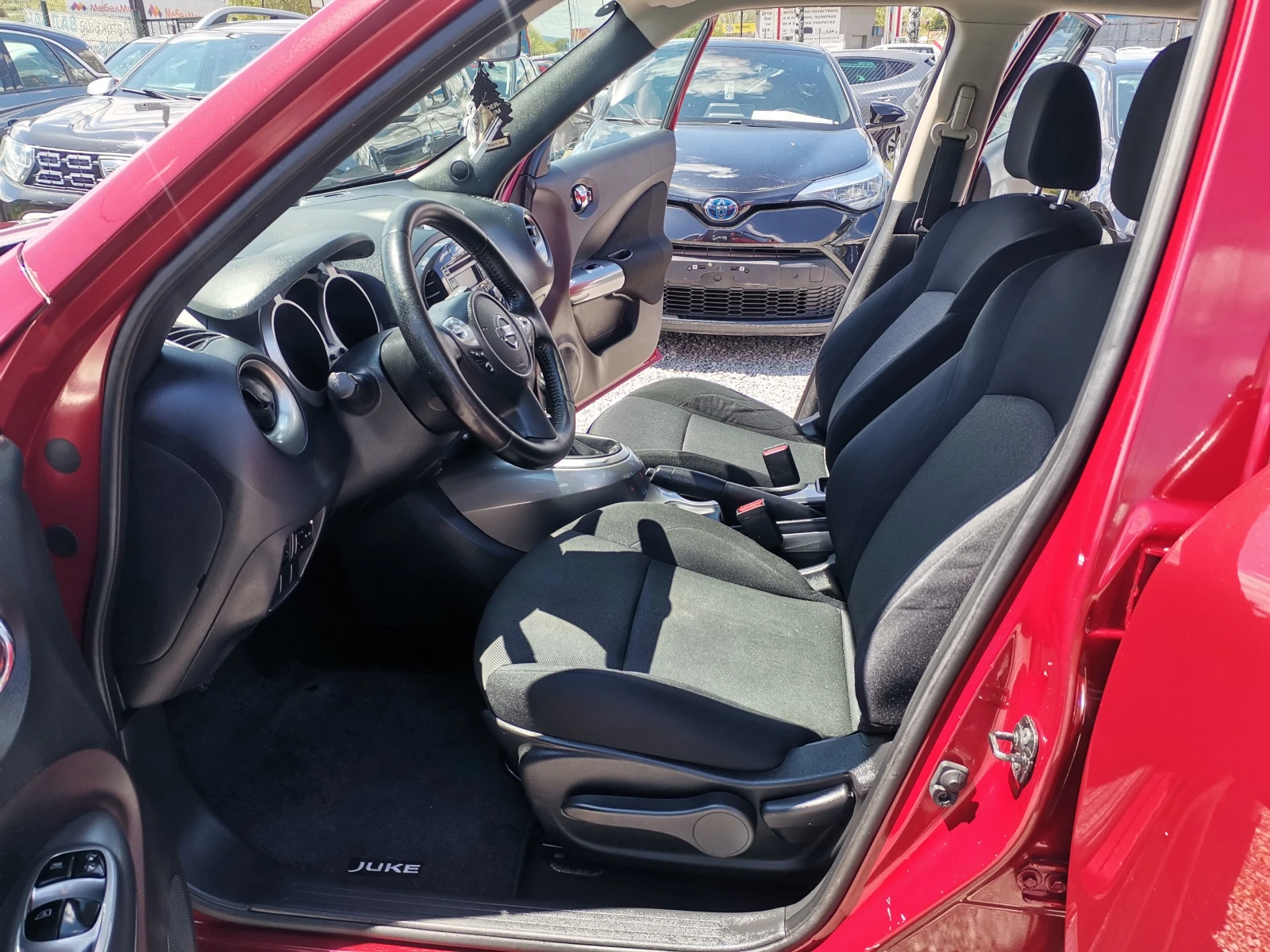 Nissan Juke 1.5DCI, снимка 7 - Автомобили и джипове - 54412746