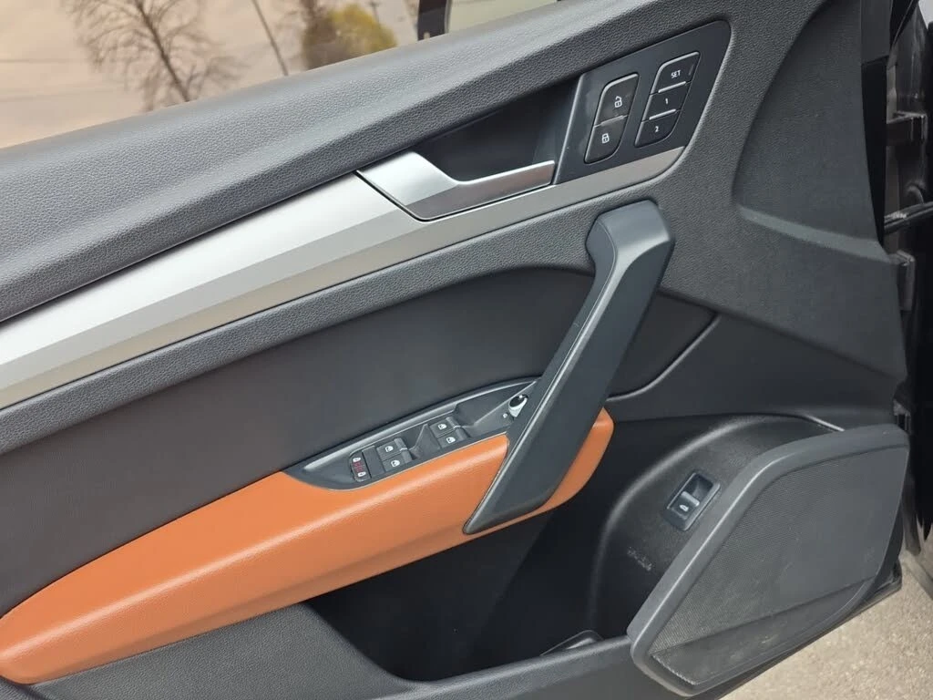 Audi Q5 quattro Komfort 45 TFSI* АвтоКредит* (Цена до БГ) , снимка 17 - Автомобили и джипове - 54444563
