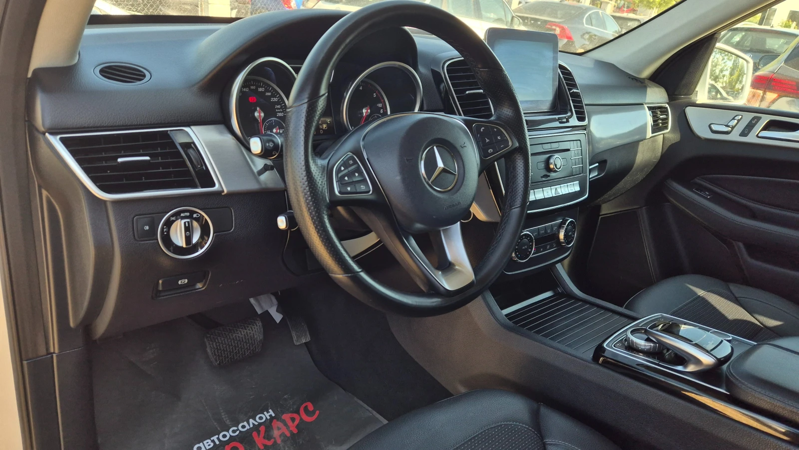 Mercedes-Benz GLE 250    РЕАЛНИ КМ !!!!, снимка 10 - Автомобили и джипове - 54454336