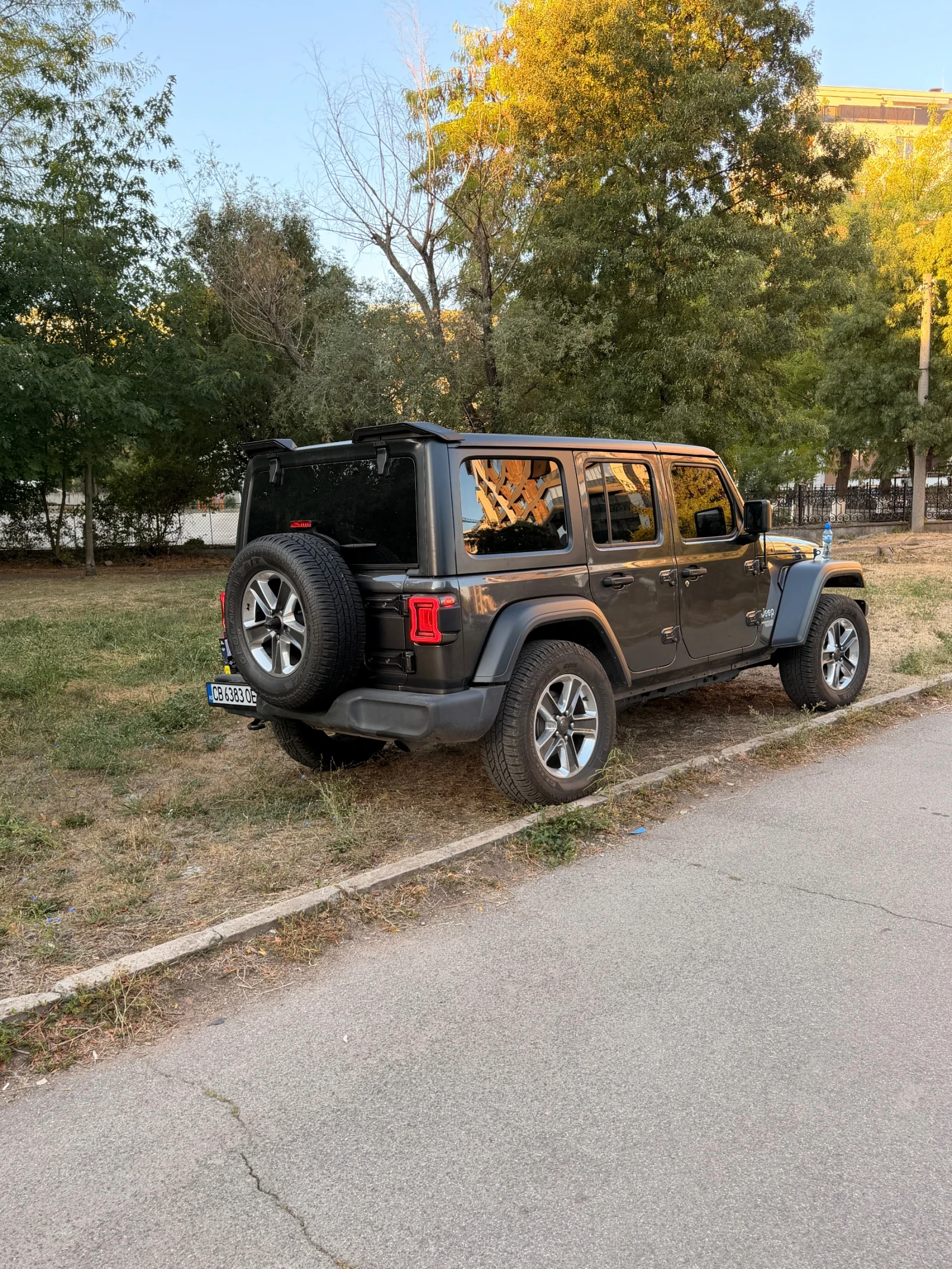 Jeep Wrangler, снимка 8 - Автомобили и джипове - 56192206
