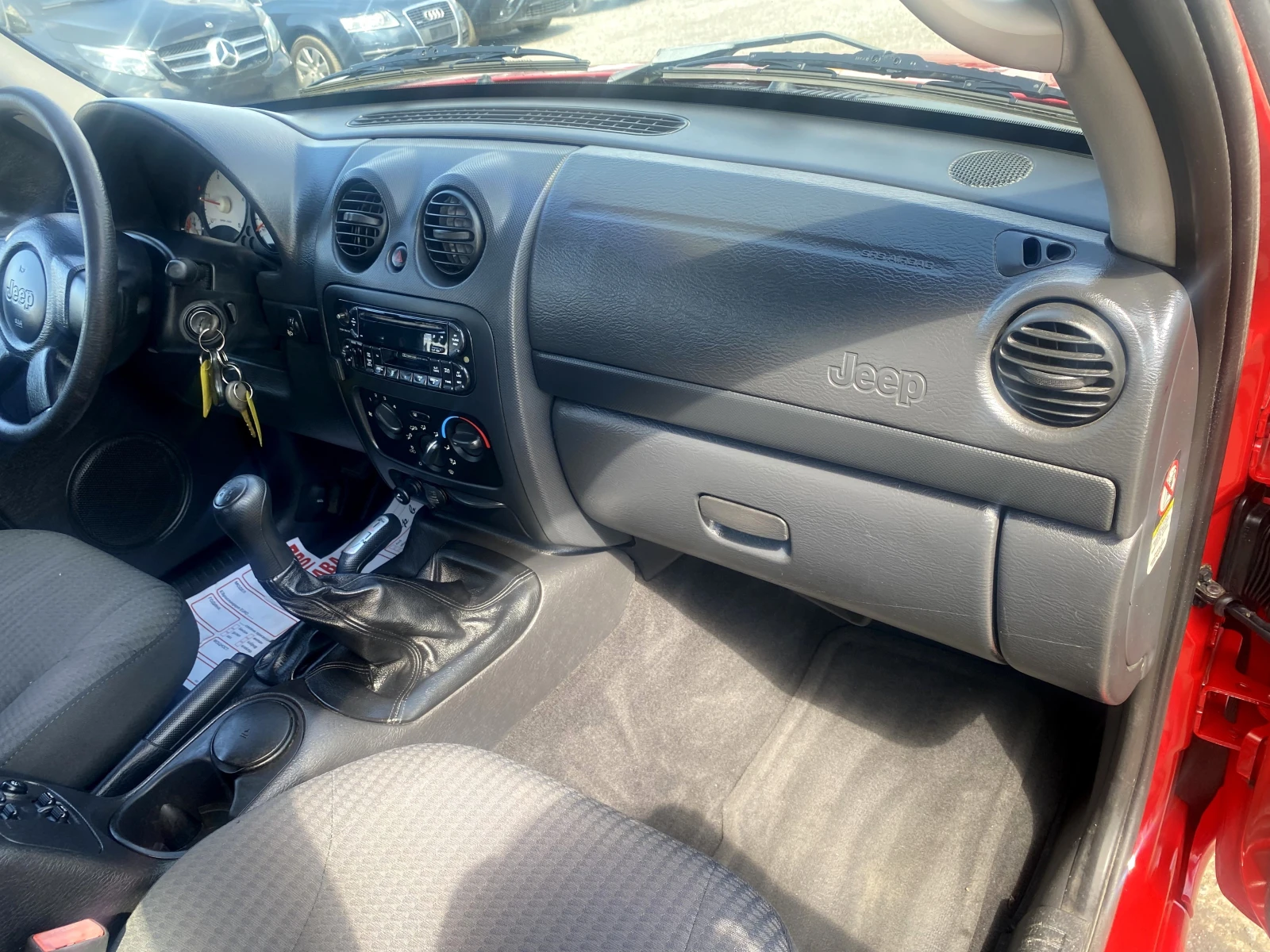 Jeep Cherokee 2.5CRD ITALY 185x.км ТОП СЪСТОЯНИЕ, снимка 8 - Автомобили и джипове - 54939950