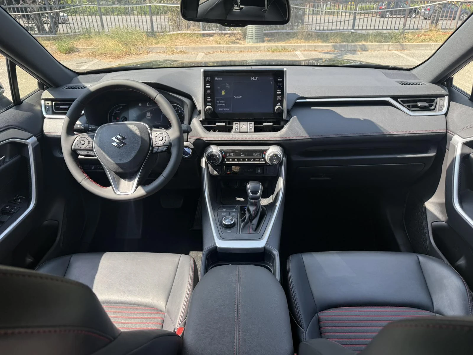 Suzuki Across PLUG-IN Hybrid AWD, снимка 14 - Автомобили и джипове - 55577253