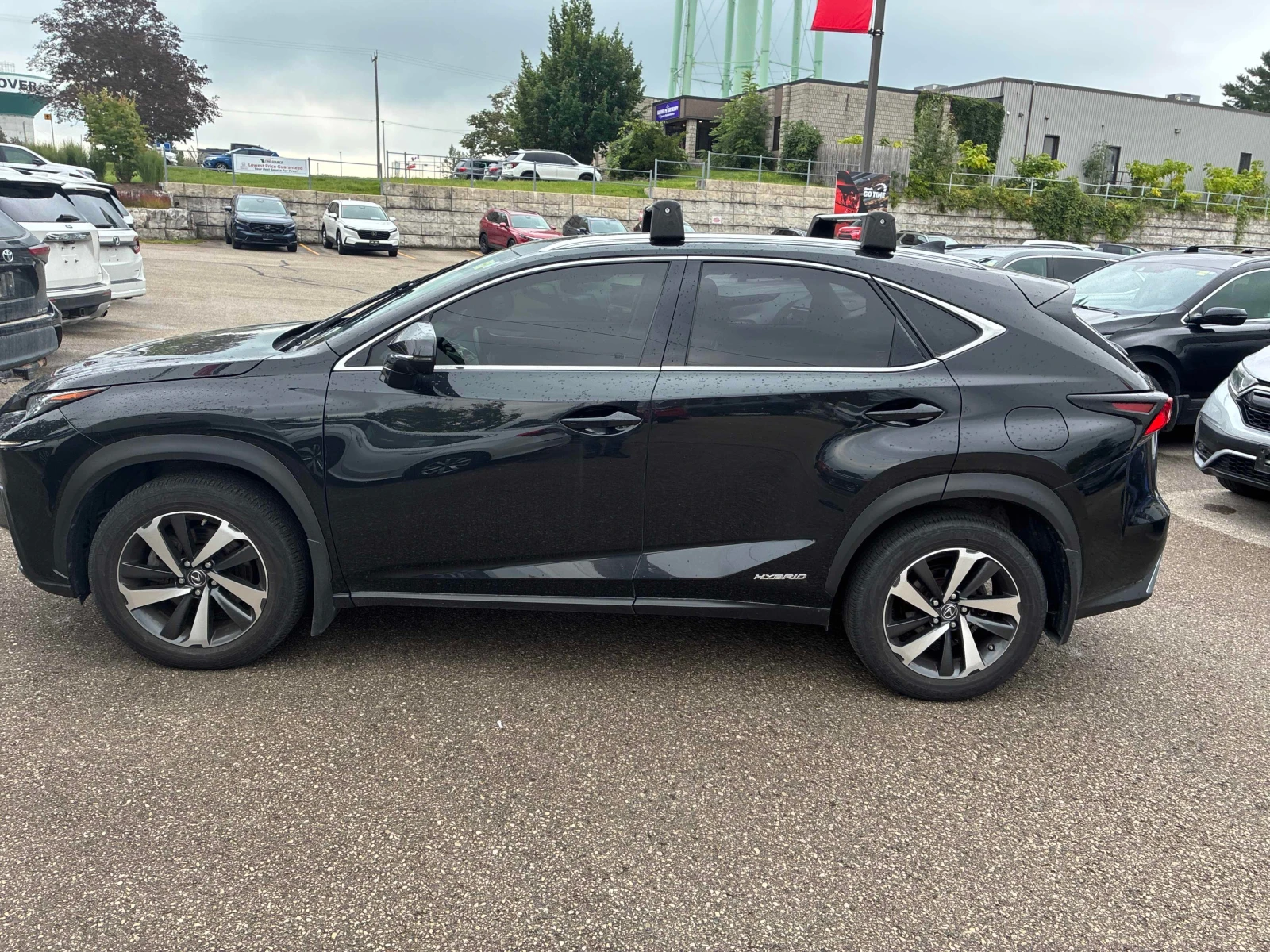 Lexus NX 300h * CARFAX * ОПЦИЯ ЗА ФИНАНСИРАНЕ, снимка 2 - Автомобили и джипове - 55932258