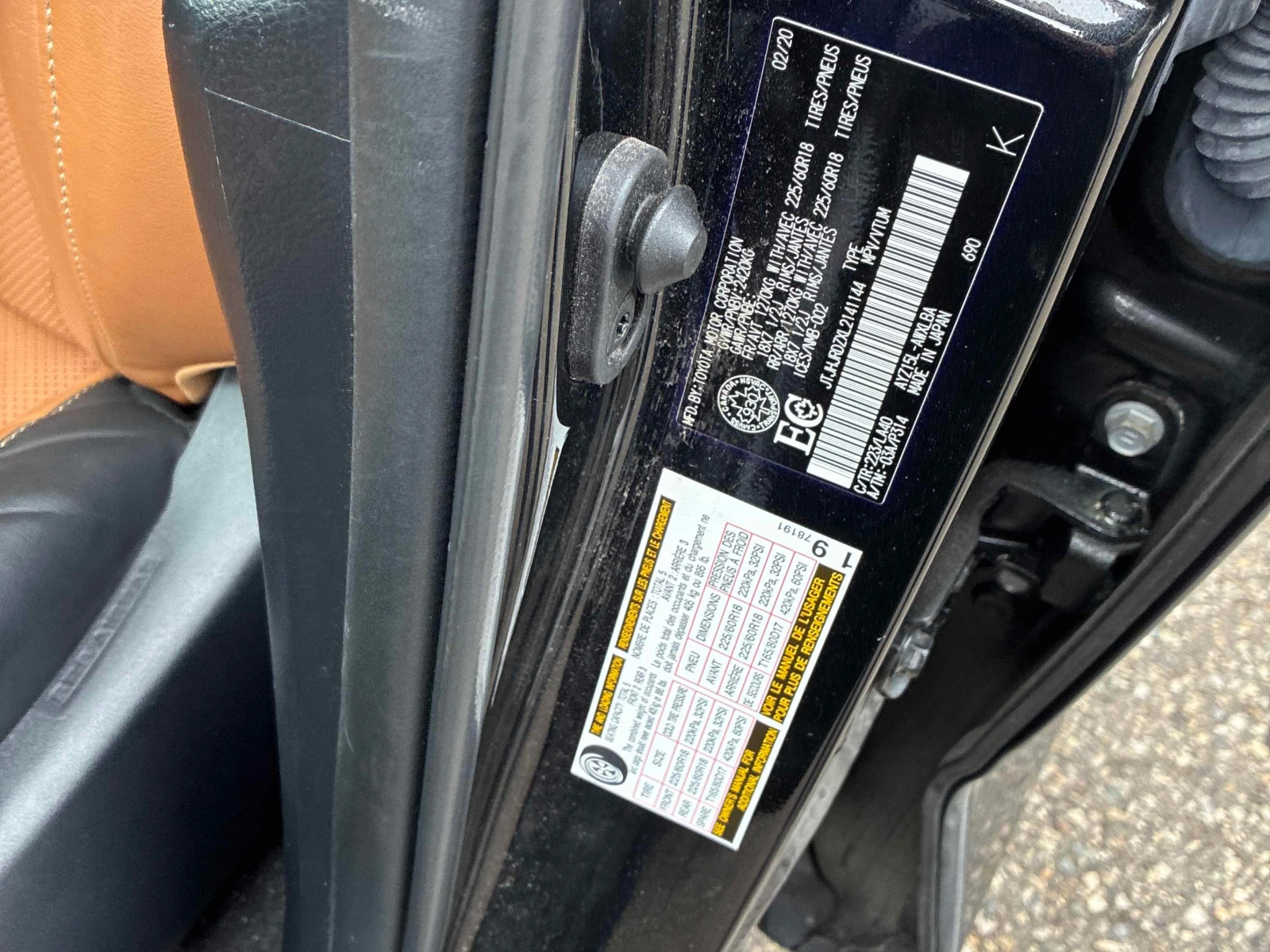 Lexus NX 300h * CARFAX * ОПЦИЯ ЗА ФИНАНСИРАНЕ, снимка 11 - Автомобили и джипове - 55932258